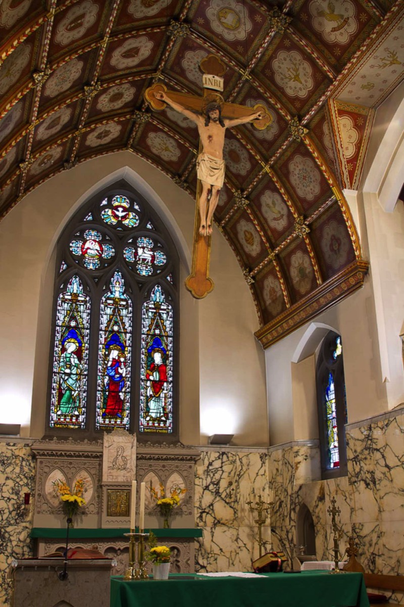 Crucifix, altar window and ceiling